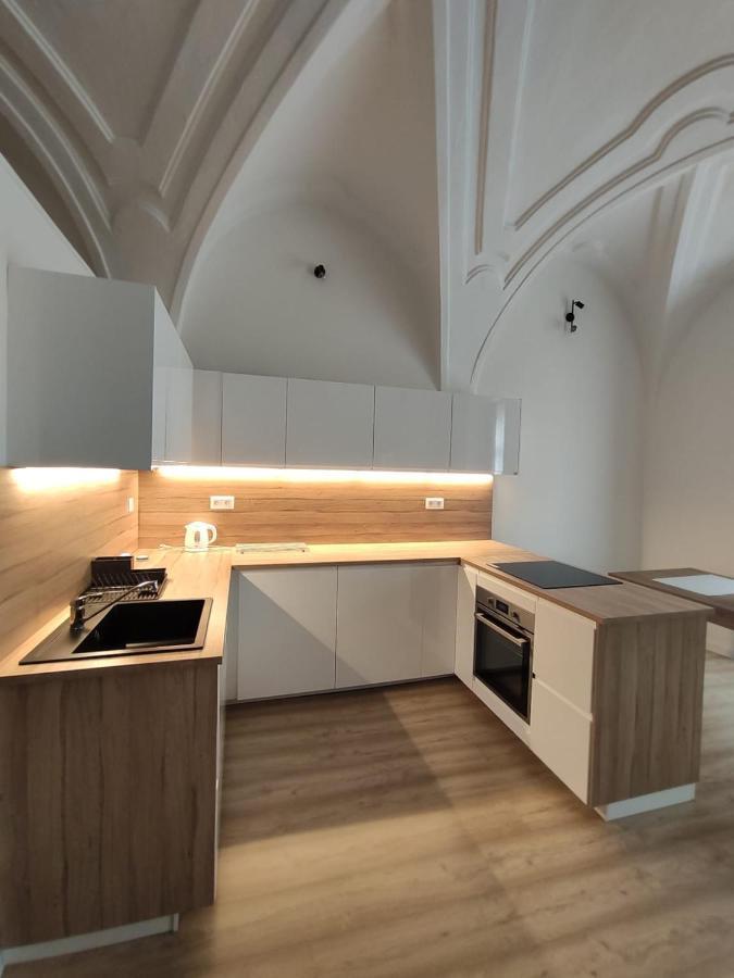 Apartman U Klavdie Banská Bystrica Buitenkant foto
