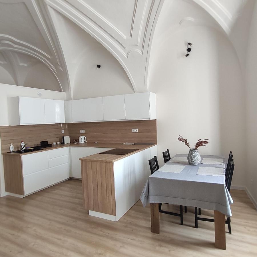 Apartman U Klavdie Banská Bystrica Buitenkant foto